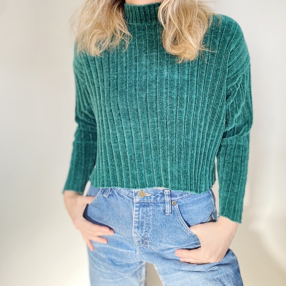 art class Tops - vintage chenille turtleneck crop
